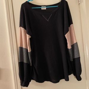 Bibi boutique black lightweight sweater large